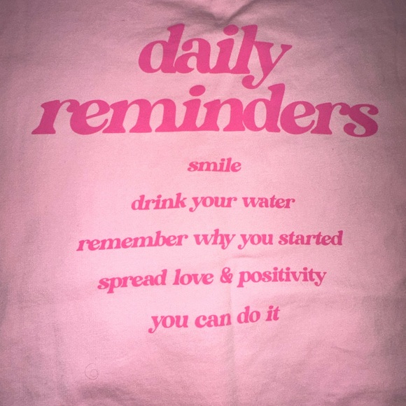 Boohoo Graphic Sweatshit - Picture 2 of 4